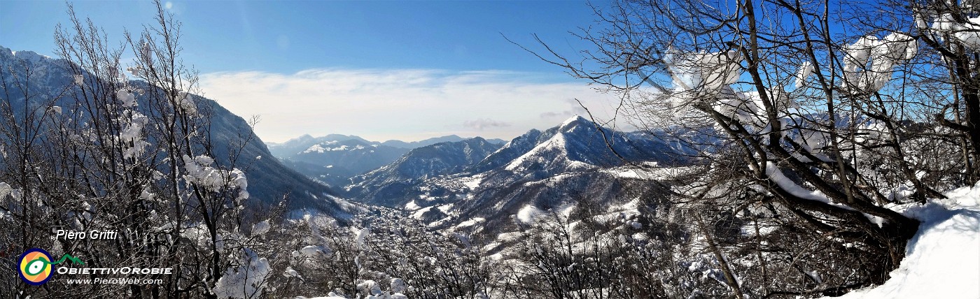 30 Vista panoramica verso Val Serina con Monte Gioco.jpg
